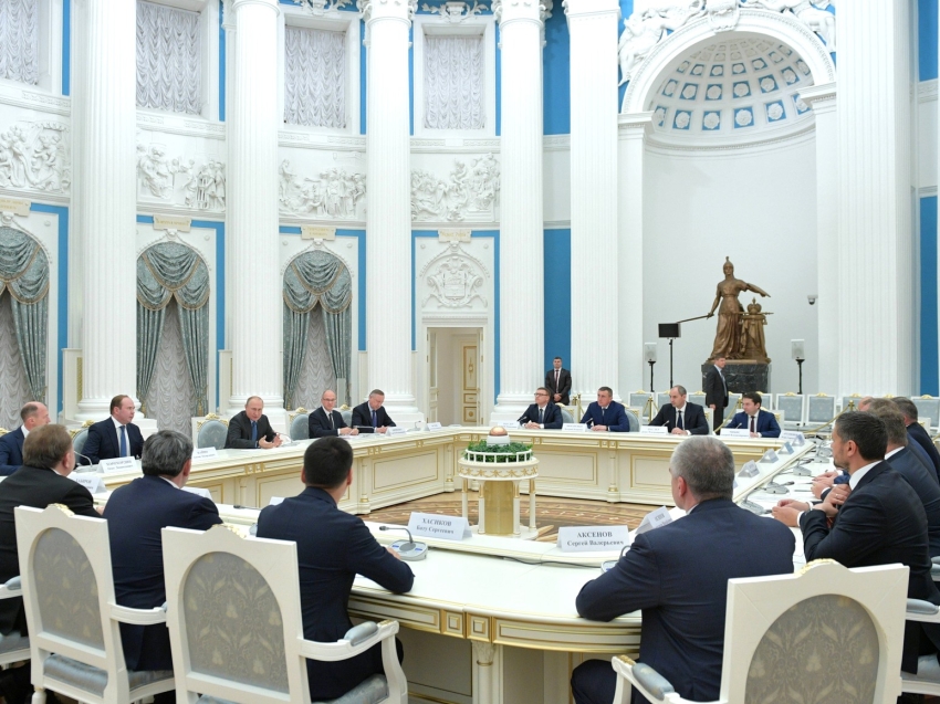 Александр Осипов в числе вновь избранных губернаторов регионов встретился с президентом России Владимиром Путиным